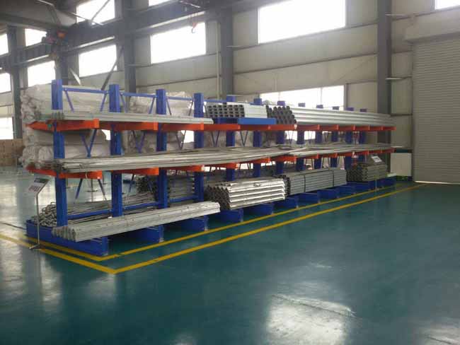 懸臂式貨架設（shè）計安裝